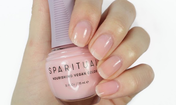 Eco-Friendly, Clean Nail Polish – Why Should You Switch?