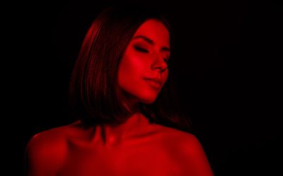 Benefits of Red Light Therapy for Mental Health and Mood